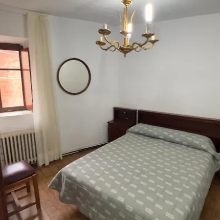 Casa Rural Ferienhaus Poza de la Sal